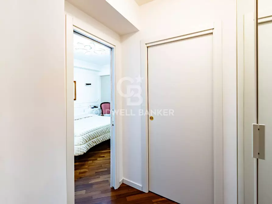 Immagine 12 di Appartamento in vendita  in Via Verga 6 a Acireale