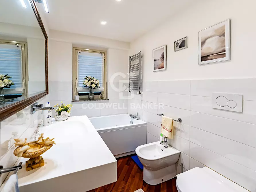 Immagine 13 di Appartamento in vendita  in Via Verga 6 a Acireale