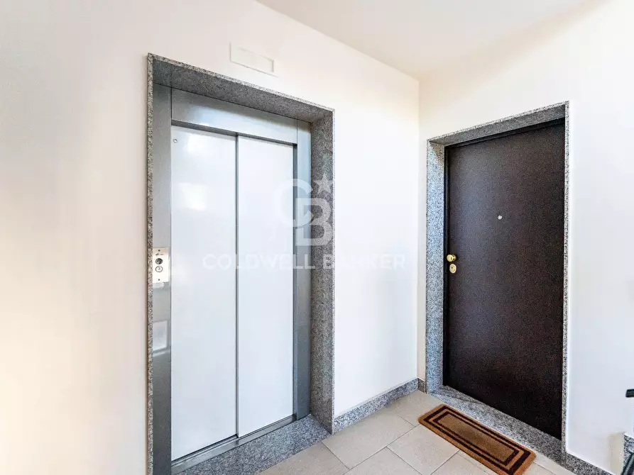 Immagine 18 di Appartamento in vendita  in Via Verga 6 a Acireale