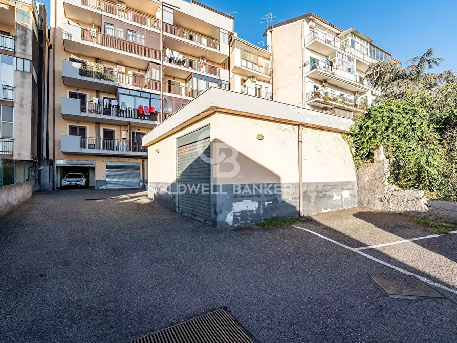 Immagine 25 di Appartamento in vendita  in Via Verga 6 a Acireale