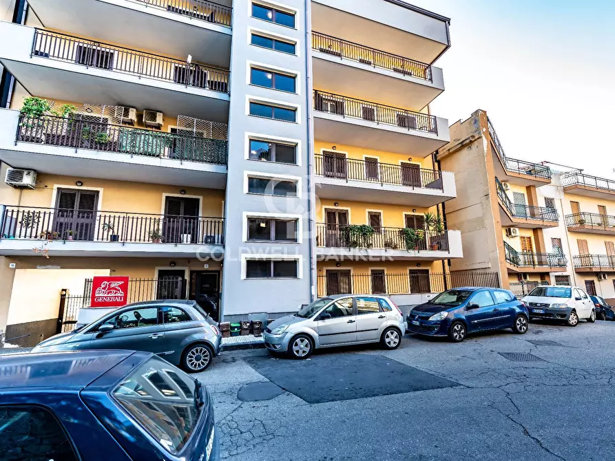 Immagine 27 di Appartamento in vendita  in Via Verga 6 a Acireale