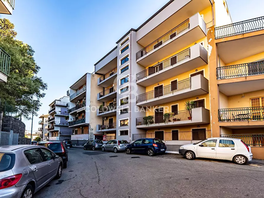Immagine 28 di Appartamento in vendita  in Via Verga 6 a Acireale