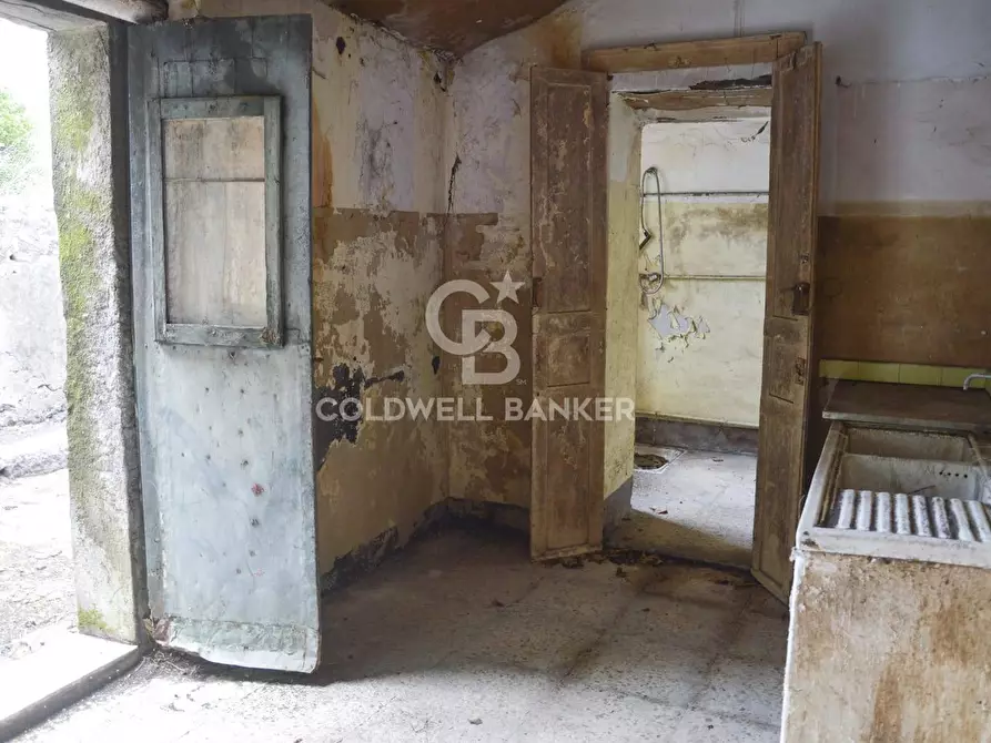 Immagine 5 di Villa in vendita  in Via Delle Grotte 11 a Acireale