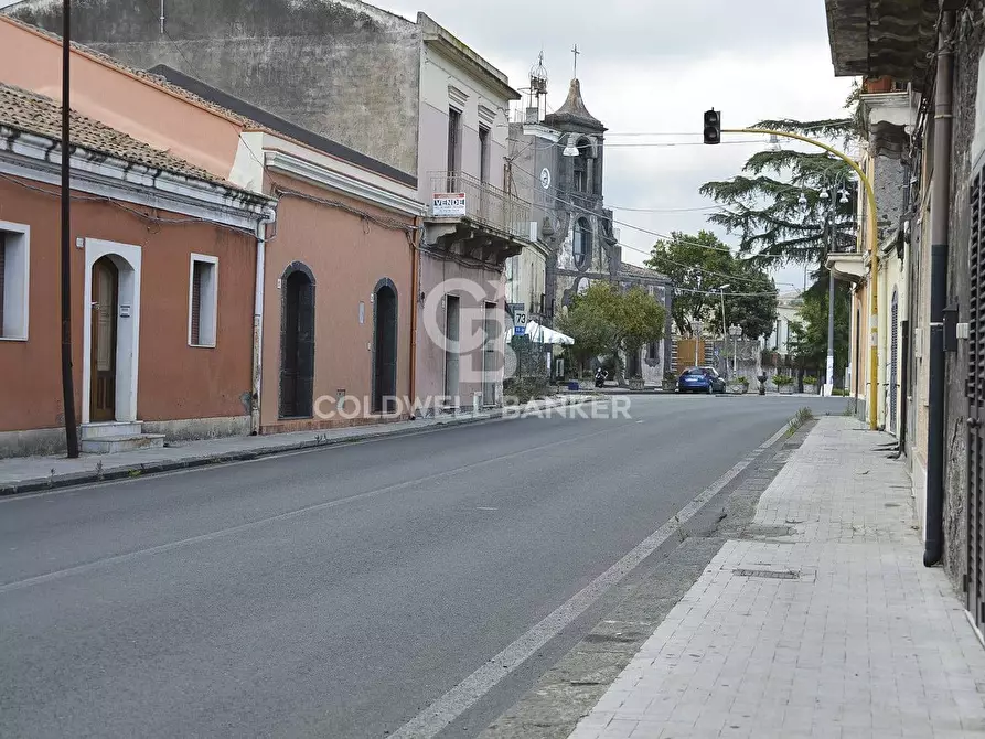 Immagine 1 di Villa in vendita  in Via Delle Grotte 11 a Acireale