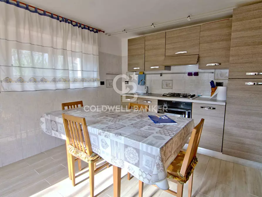 Immagine 3 di Appartamento in vendita  in Viale Giuseppe Pietri a Campo Nell'elba