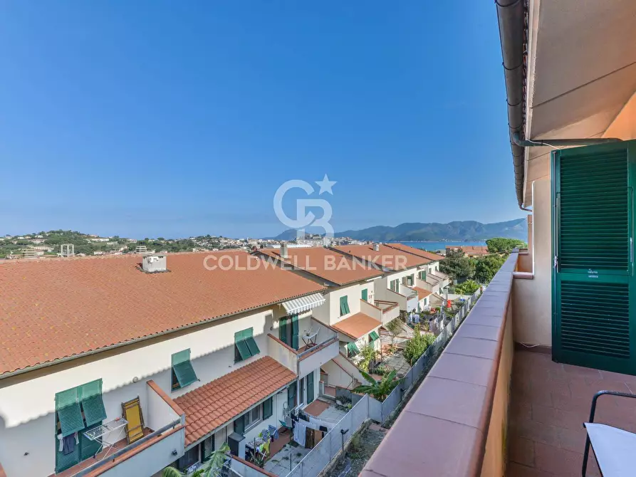 Immagine 13 di Villa in vendita  in Via del Brunello a Portoferraio