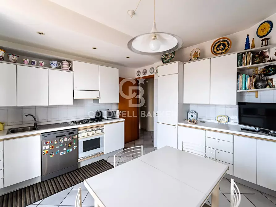 Immagine 5 di Appartamento in vendita  in via Kennedy 62/A a Acireale