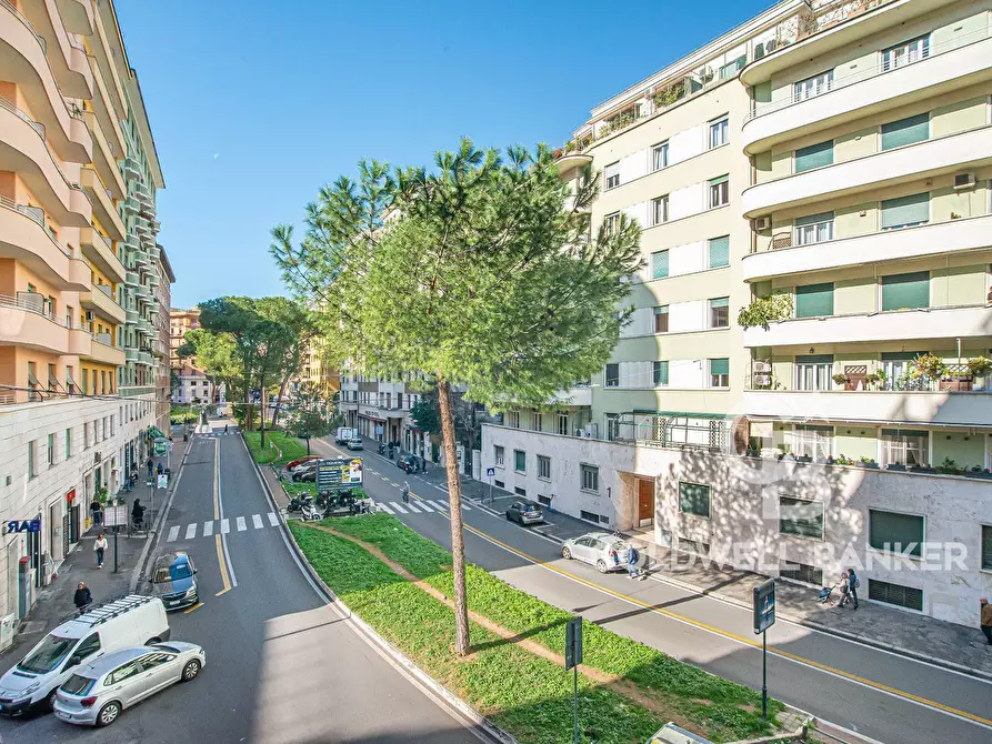 Immagine 10 di Appartamento in vendita  in Via Cattaro 28 a Roma