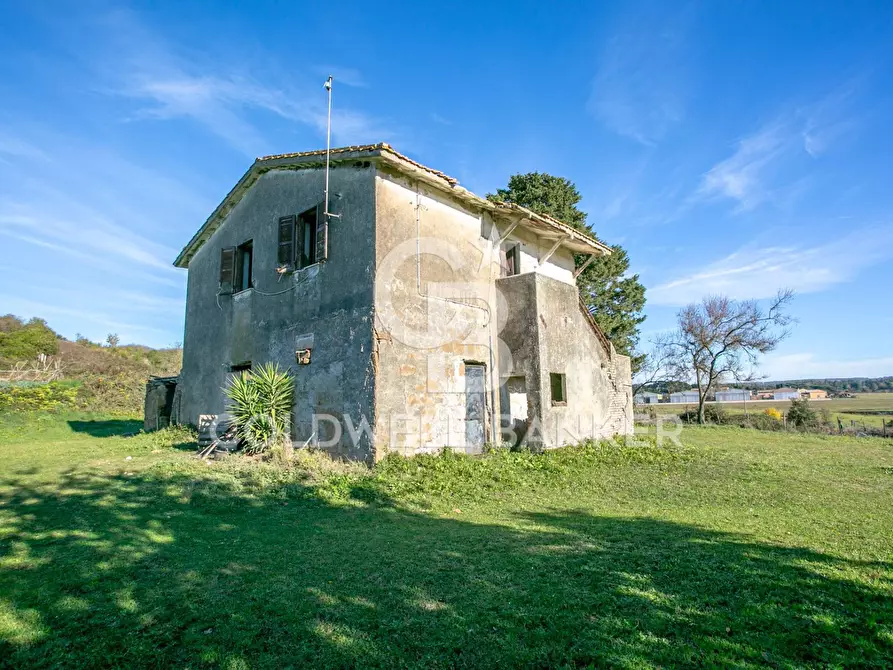 Immagine 12 di Rustico / casale in vendita  in Via delle Pietrische 6 a Bracciano