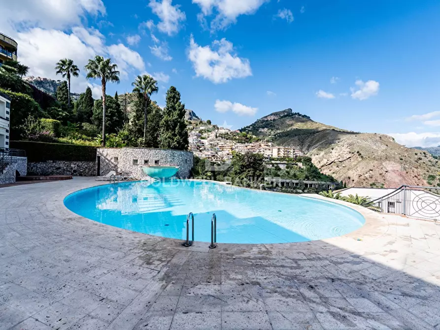 Immagine 36 di Appartamento in vendita  in viale San Pancrazio 46 a Taormina