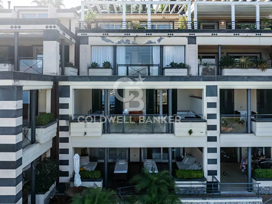 Immagine 45 di Appartamento in vendita  in viale San Pancrazio 46 a Taormina