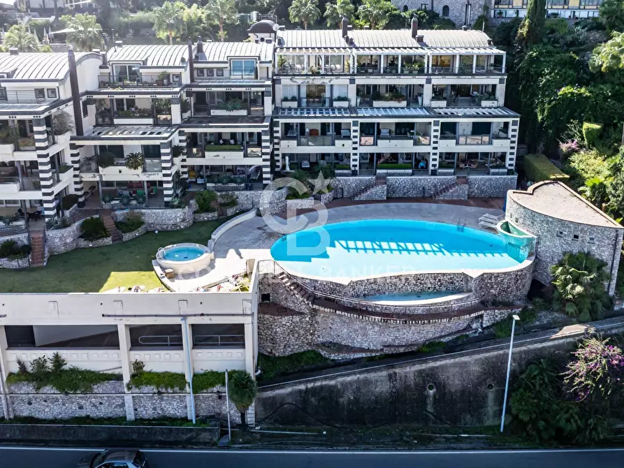 Immagine 47 di Appartamento in vendita  in viale San Pancrazio 46 a Taormina