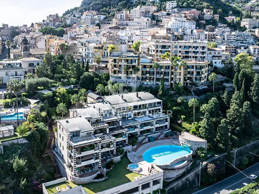 Immagine 49 di Appartamento in vendita  in viale San Pancrazio 46 a Taormina