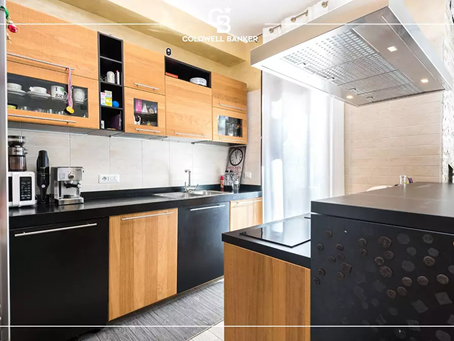 Immagine 7 di Appartamento in vendita  in Via Mura Dei Francesi 195/T a Ciampino