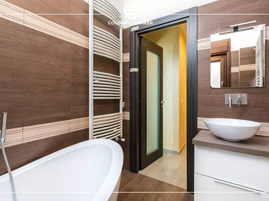 Immagine 15 di Appartamento in vendita  in Via Mura Dei Francesi 195/T a Ciampino