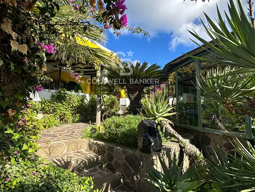 Immagine 10 di Albergo/B&B/Residence in vendita  in VIA VARISANA SOPRA 4 a Lipari