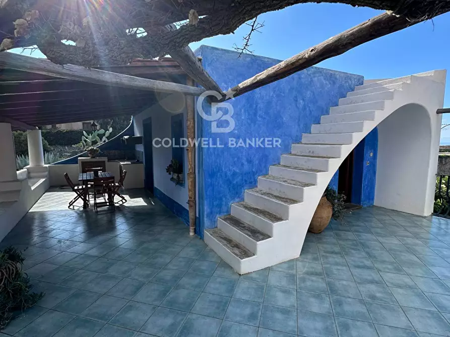 Immagine 6 di Albergo/B&B/Residence in vendita  in VIA VARISANA SOPRA 4 a Lipari