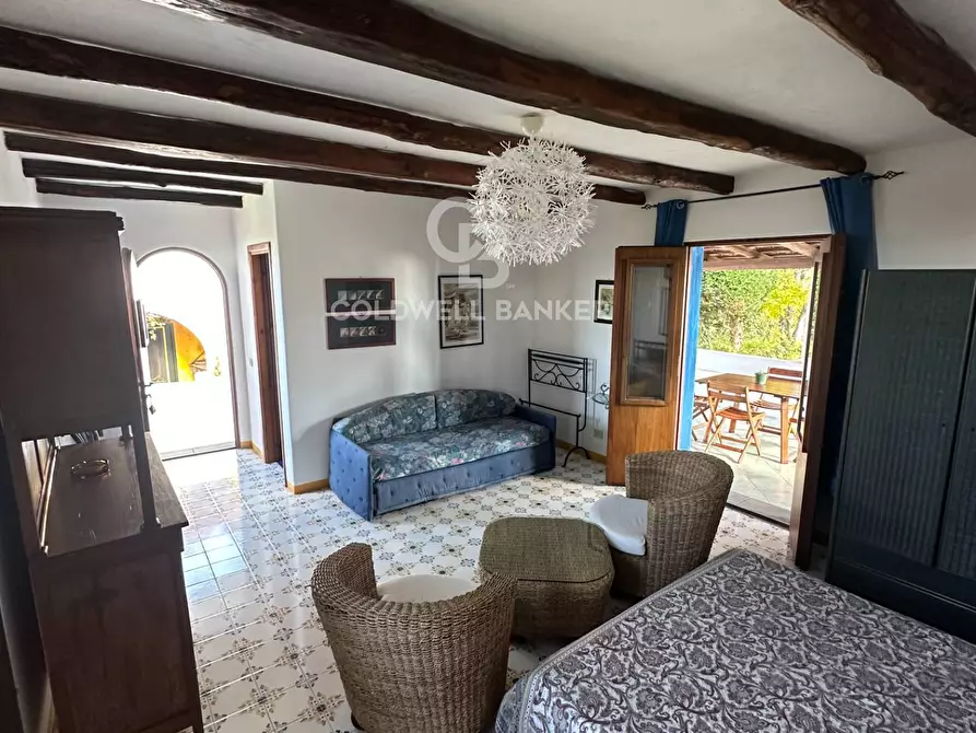 Immagine 9 di Albergo/B&B/Residence in vendita  in VIA VARISANA SOPRA 4 a Lipari