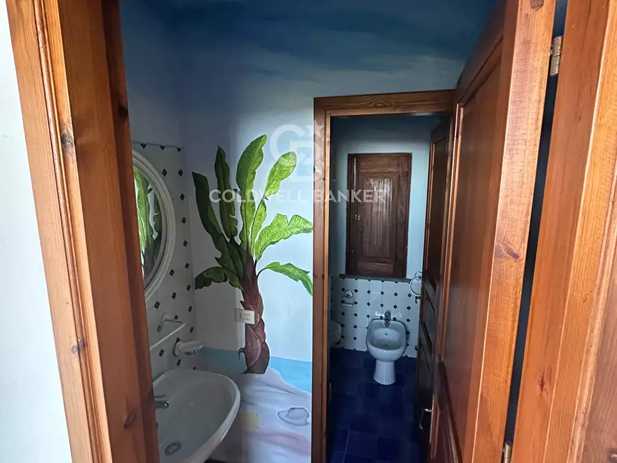 Immagine 13 di Albergo/B&B/Residence in vendita  in VIA VARISANA SOPRA 4 a Lipari