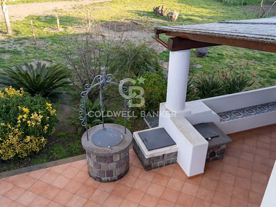 Immagine 29 di Villa in vendita  in VIA QUATTROCCHI a Lipari
