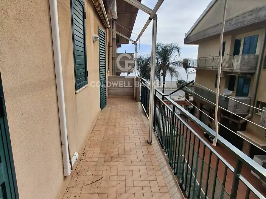 Immagine 4 di Appartamento in vendita  in Via Spiaggia 119 a Mascali