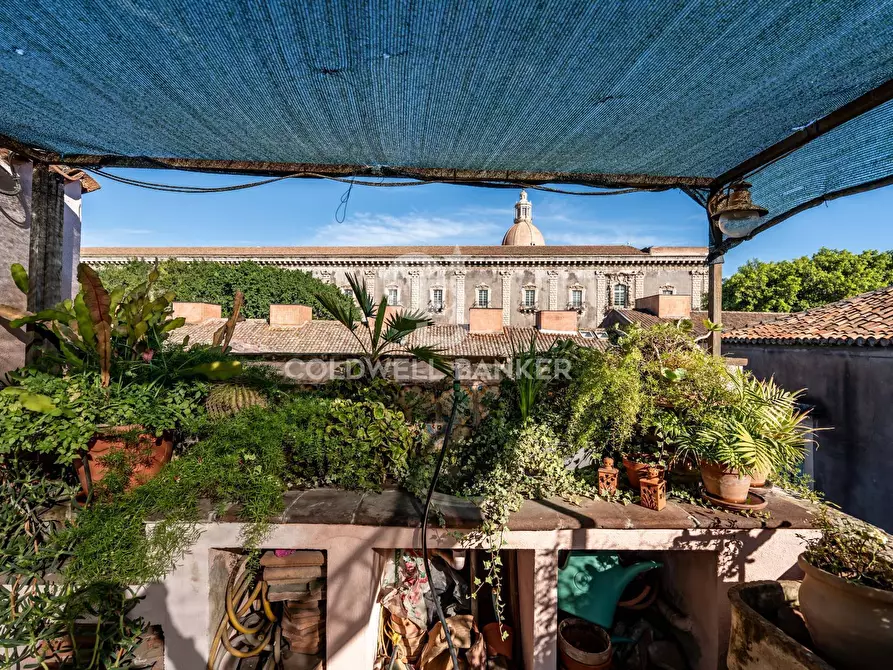 Immagine 7 di Rustico / casale in vendita  in Via Santa Barbara 67 a Catania