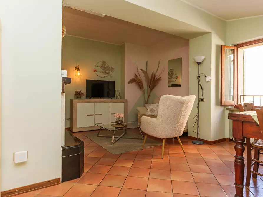 Immagine 2 di Appartamento in vendita  in Piazza Kennedy a Spello