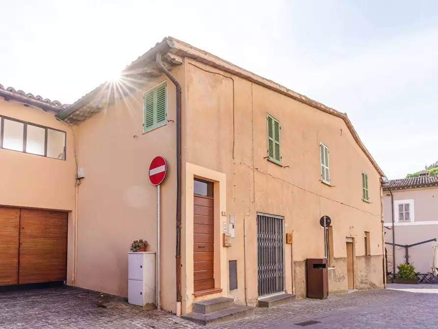 Immagine 22 di Appartamento in vendita  in Piazza Kennedy a Spello