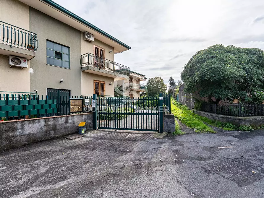 Immagine 40 di Appartamento in vendita  in Via Isnello 132 a Acireale