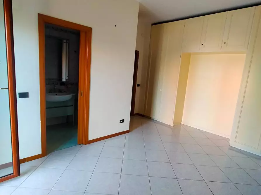 Immagine 20 di Appartamento in vendita  in VIA BRODOLINI a San Giorgio A Cremano