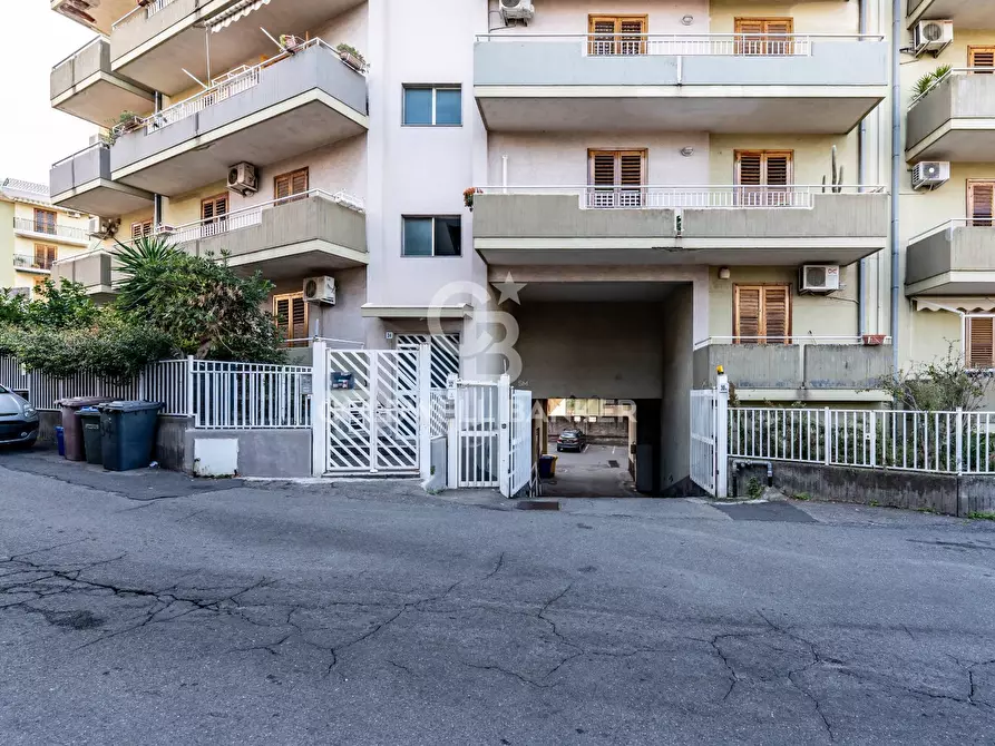 Immagine 2 di Box auto in vendita  in Via delle Mandre 30/A a Acireale