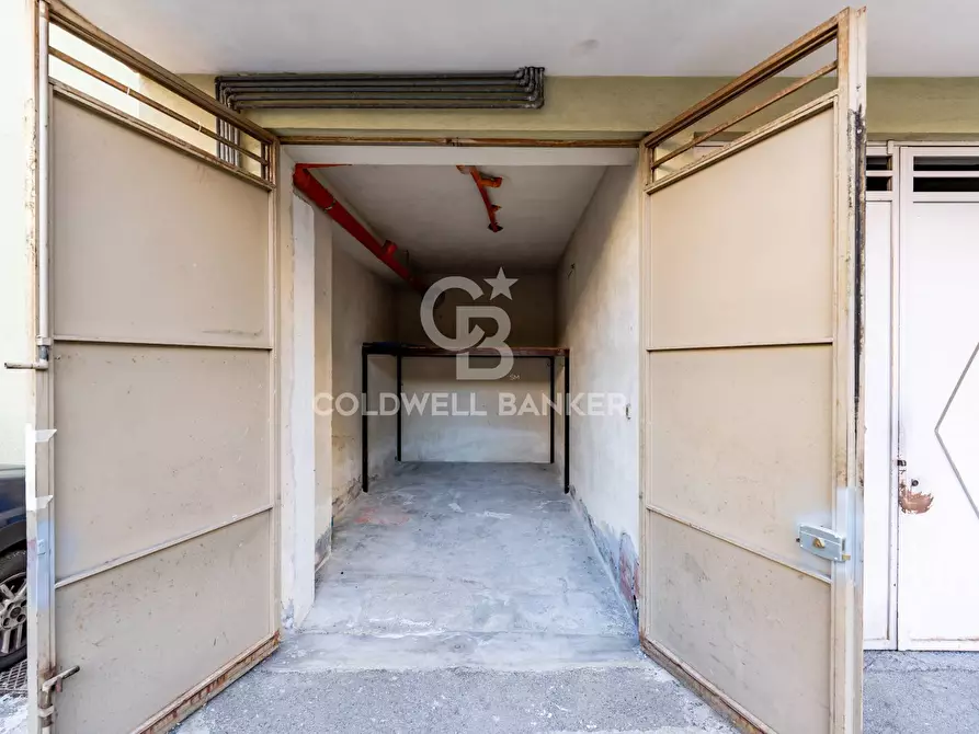 Immagine 1 di Box auto in vendita  in Via delle Mandre 30/A a Acireale