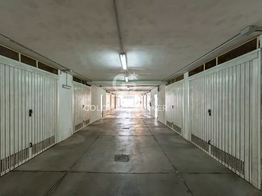 Immagine 39 di Appartamento in vendita  in Via Villalba 26 a Acireale