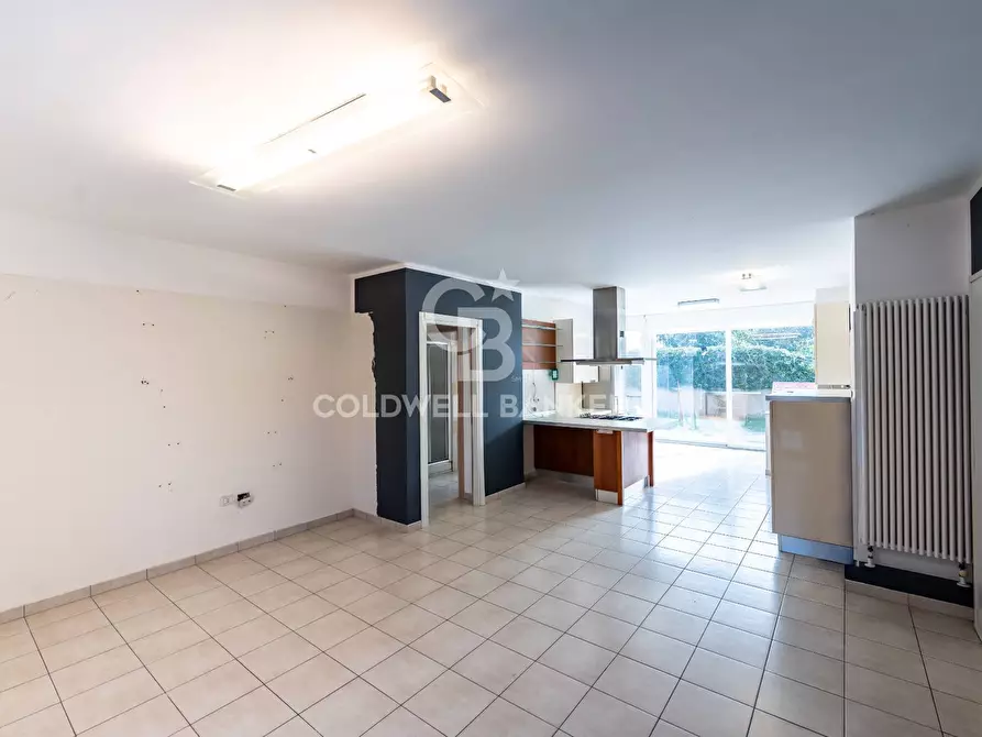 Immagine 11 di Appartamento in vendita  in Via Villalba 26 a Acireale