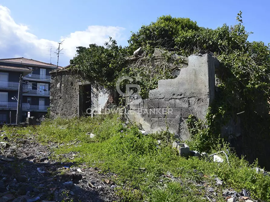 Immagine 3 di Rustico / casale in vendita  in via Salavita a Aci Catena