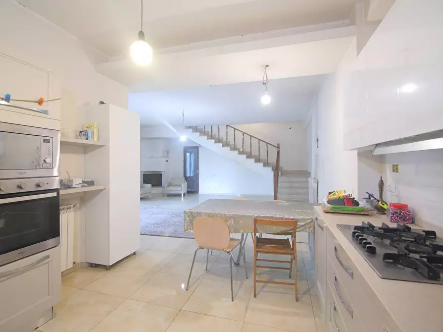 Immagine 11 di Villa in vendita  in via Montagnano 232 a Albano Laziale