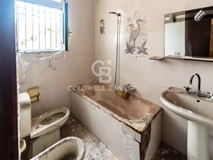 Immagine 16 di Appartamento in vendita  in Via Muscarà 9-11 a Aci Castello