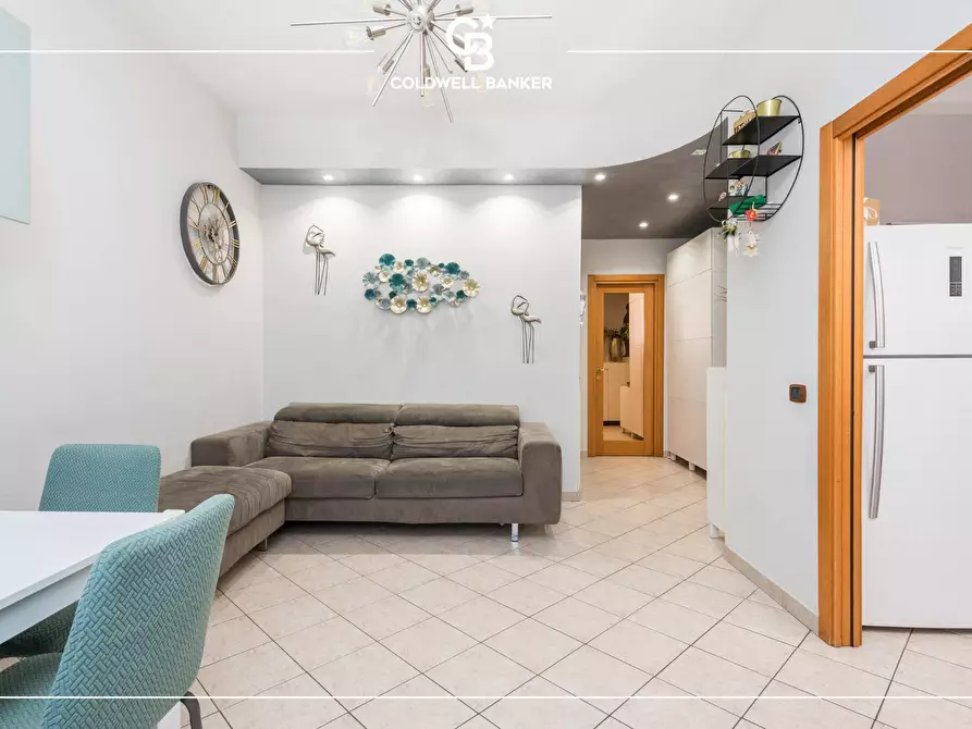 Immagine 2 di Appartamento in vendita  in Via J. F. Kennedy 2 a Ciampino