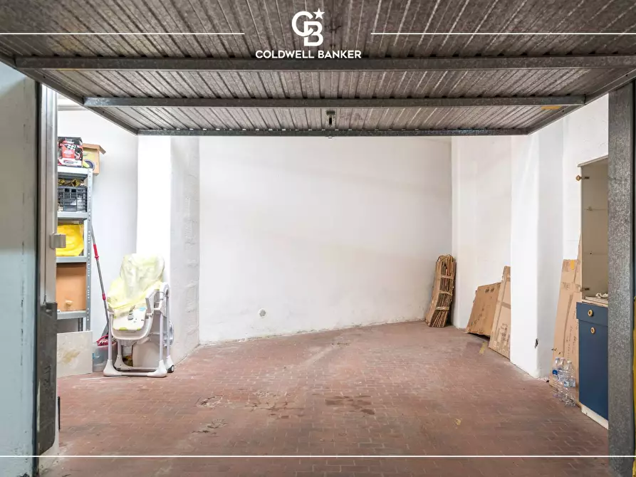 Immagine 26 di Appartamento in vendita  in Via J. F. Kennedy 2 a Ciampino