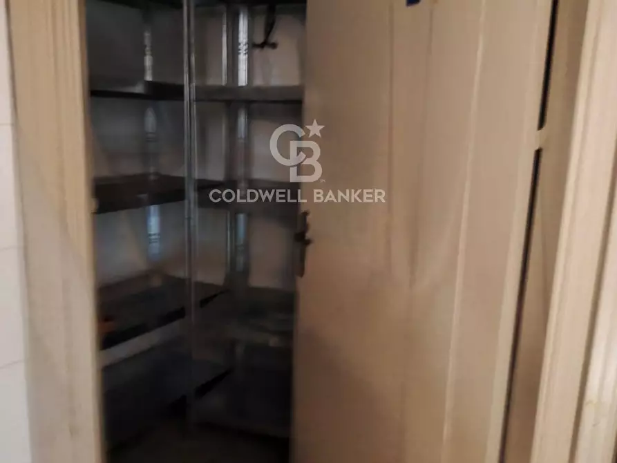 Immagine 5 di Locale commerciale in affitto  in Corso Savoia 85 a Acireale