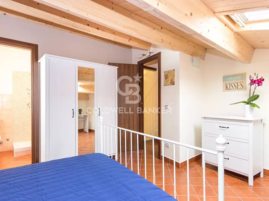 Immagine 8 di Casa indipendente in vendita  in via conte ruggero 125 a Gravina Di Catania