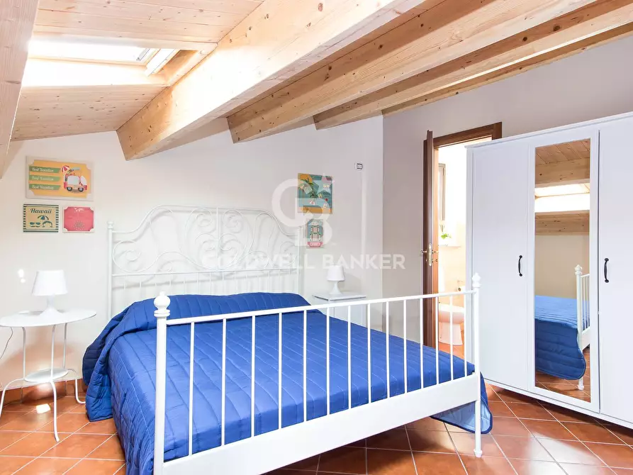 Immagine 9 di Casa indipendente in vendita  in via conte ruggero 125 a Gravina Di Catania