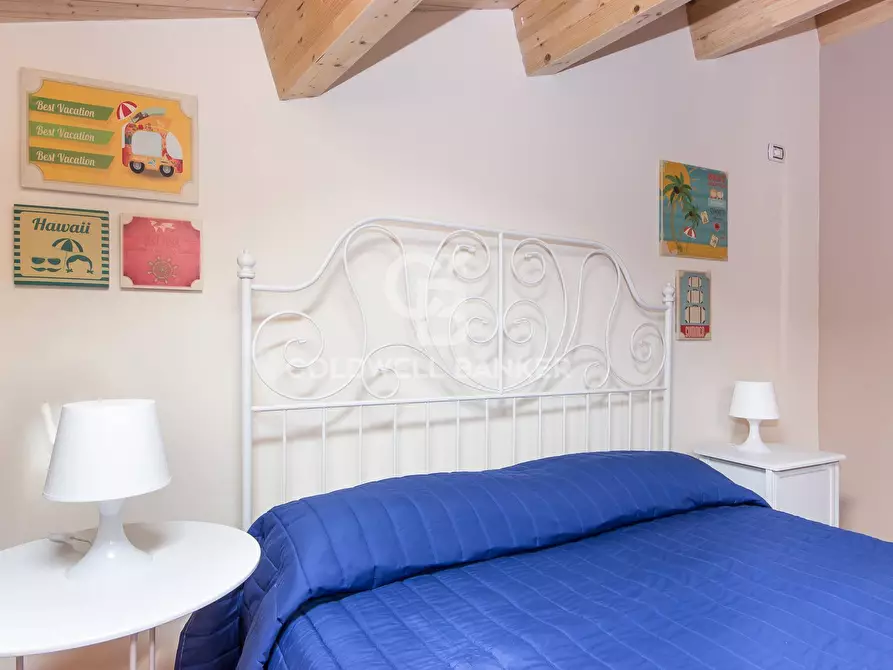 Immagine 12 di Casa indipendente in vendita  in via conte ruggero 125 a Gravina Di Catania