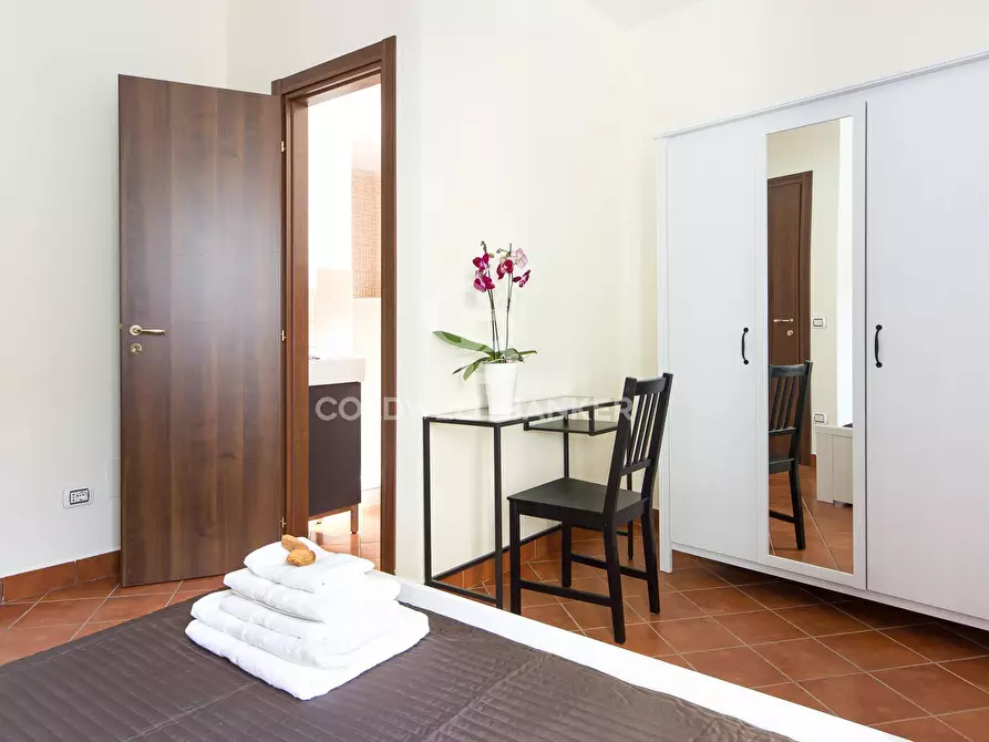 Immagine 23 di Casa indipendente in vendita  in via conte ruggero 125 a Gravina Di Catania