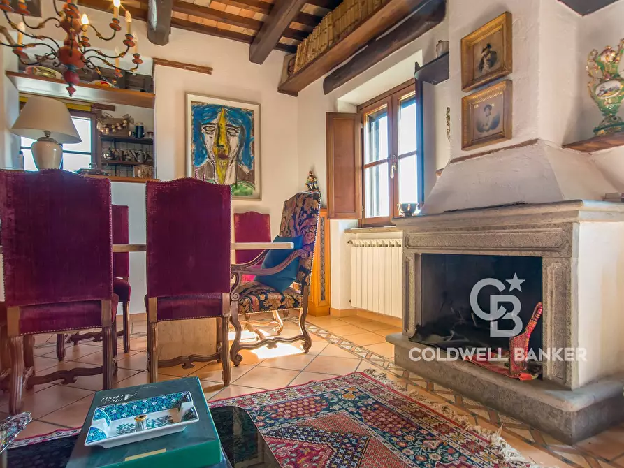 Immagine 1 di Appartamento in vendita  in Piazza dell'Oca 8 a Sutri