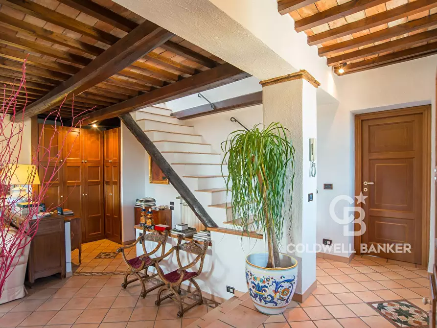 Immagine 2 di Appartamento in vendita  in Piazza dell'Oca 8 a Sutri