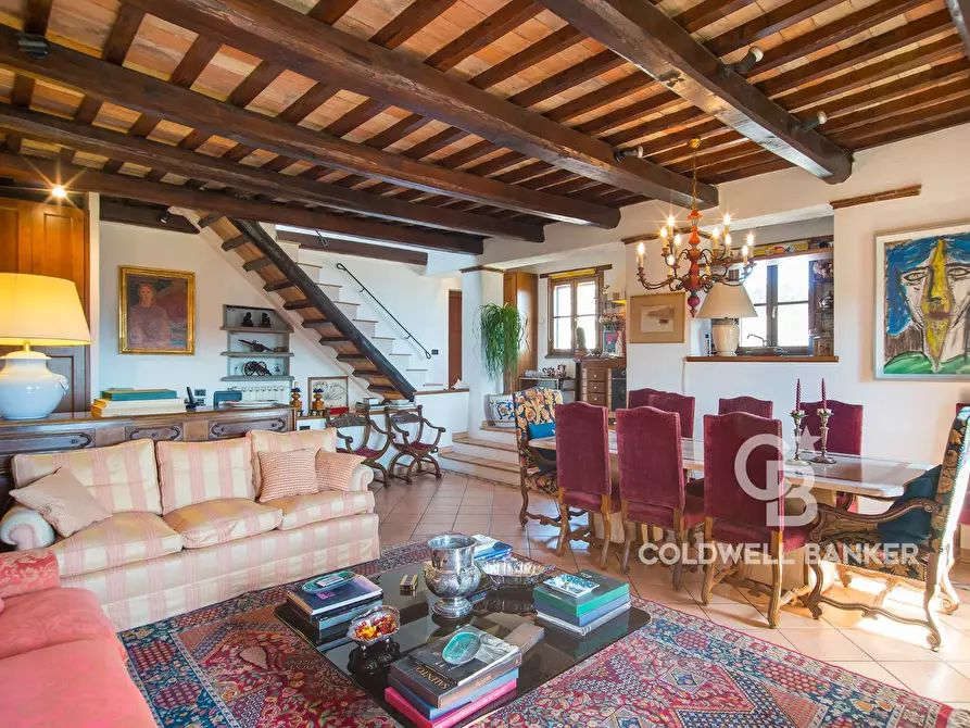 Immagine 5 di Appartamento in vendita  in Piazza dell'Oca 8 a Sutri