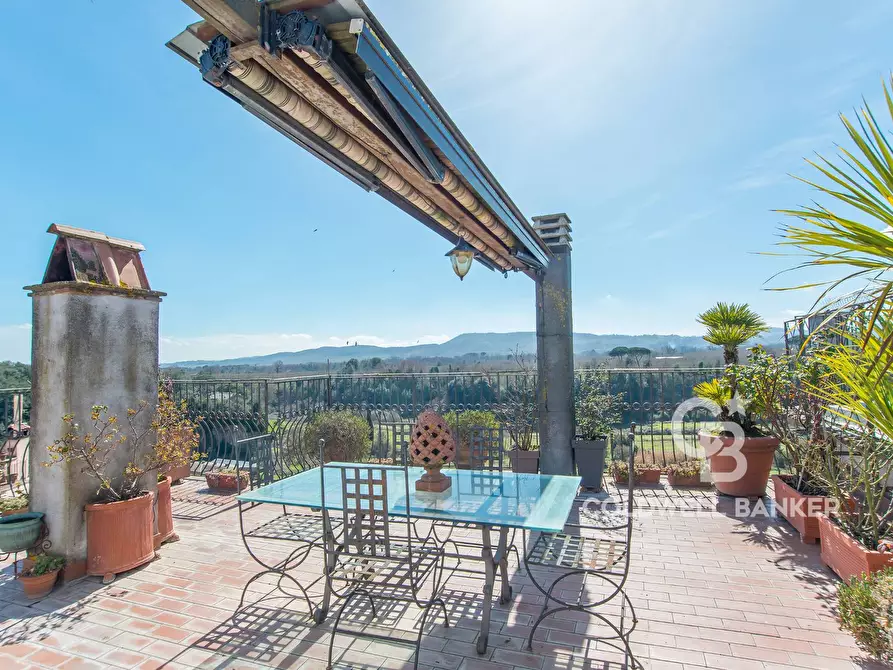 Immagine 24 di Appartamento in vendita  in Piazza dell'Oca 8 a Sutri