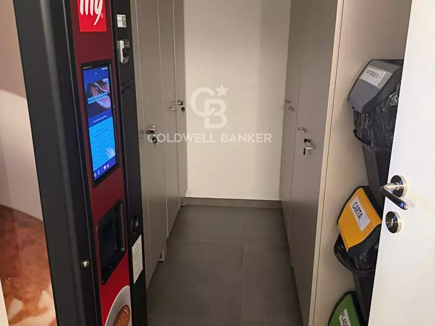 Immagine 2 di Ufficio in affitto  in Via La Louvriere 1A a Foligno