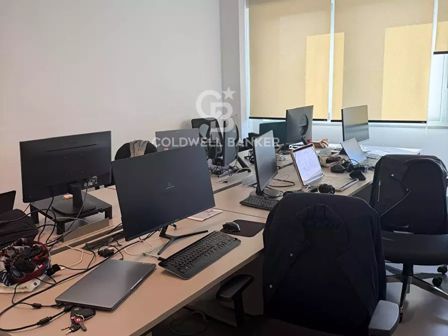 Immagine 3 di Ufficio in affitto  in Via La Louvriere 1A a Foligno